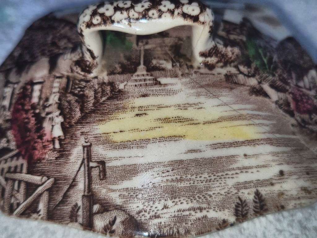 Johnson Brothers Vintage Olde English Countryside Brown Multi Color Teapot