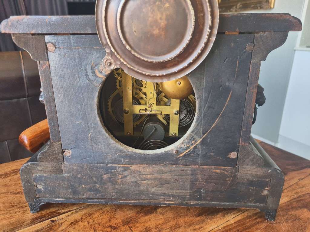 Sessions Mantle Clock 8 Day 1/2 Strike Cathedral Gong with key