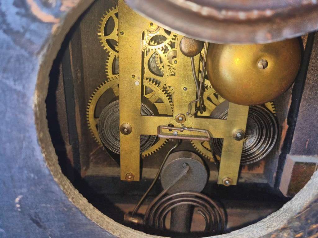 Sessions Mantle Clock 8 Day 1/2 Strike Cathedral Gong with key