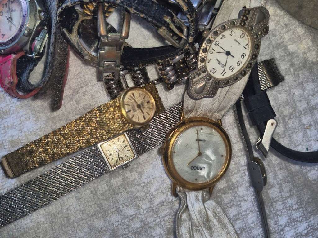 Job lot!!!!! 40 Watches