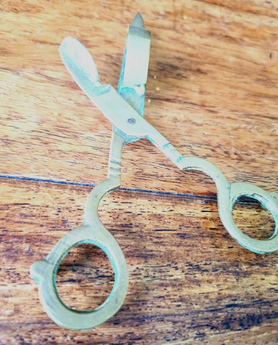 Rare brass candle wick scissors snuffers