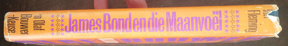 James Bond en die Maanvoël