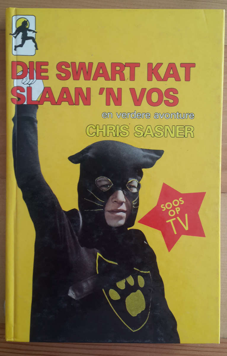 Die Swart Kat Slaan 'n Vos (Chris Sassner)