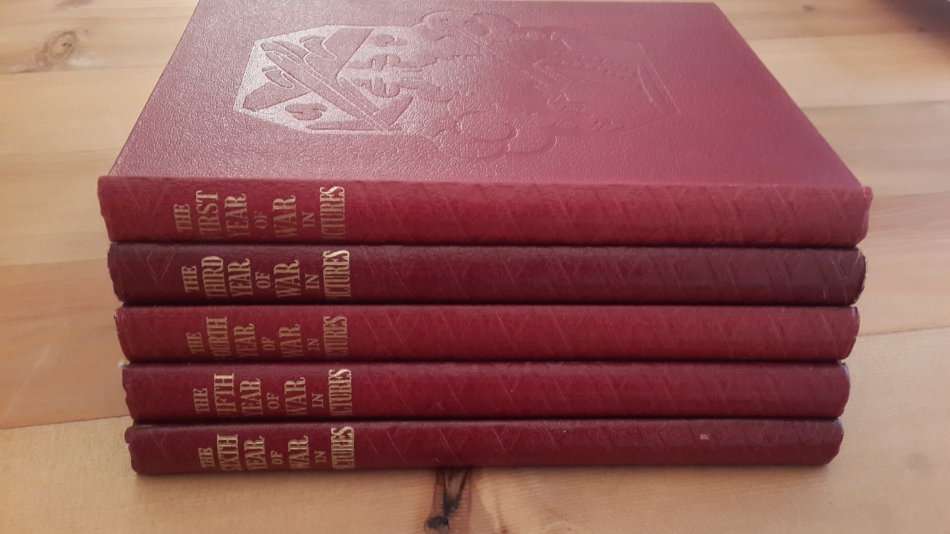 The War in Pictures (5 of 6 volumes)