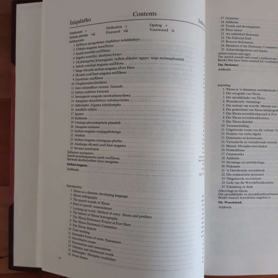 The Greater dictionary of Xhosa Volume 3 - Editor-in-chief, H.W. Pahl