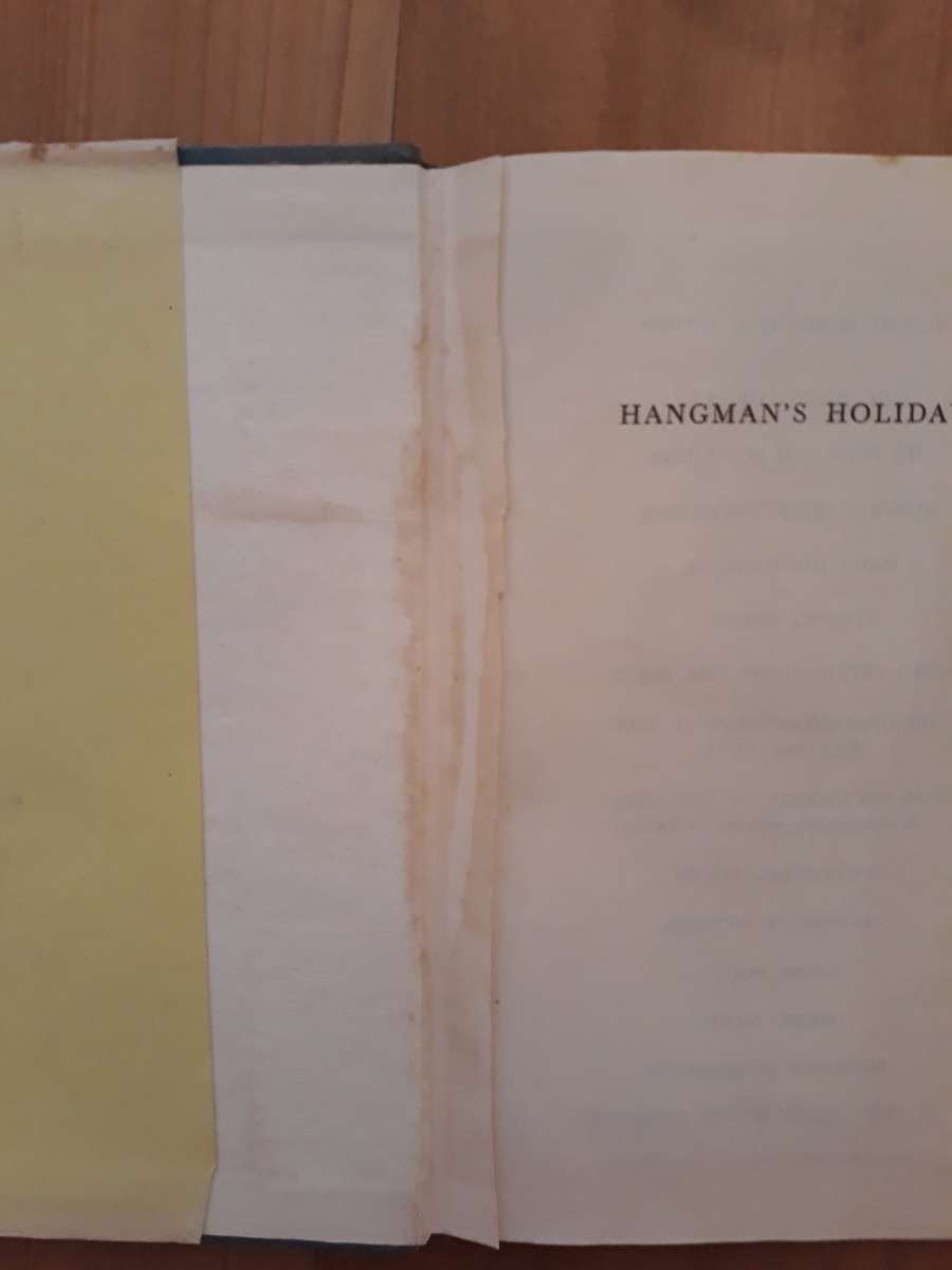 2 x Dorothy L. Sayers books - Gaudy Night and Hangman's Holiday
