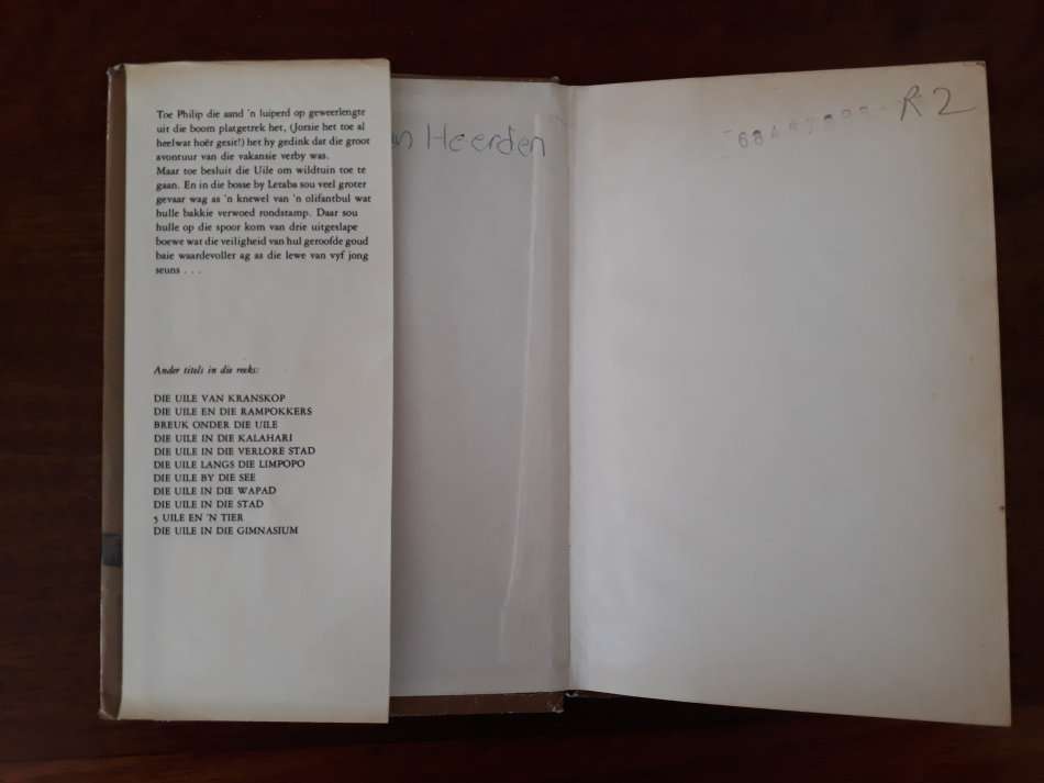 3 x Die Uile Books (Cor Dirks)