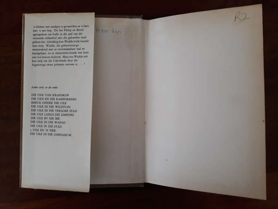 3 x Die Uile Books (Cor Dirks)