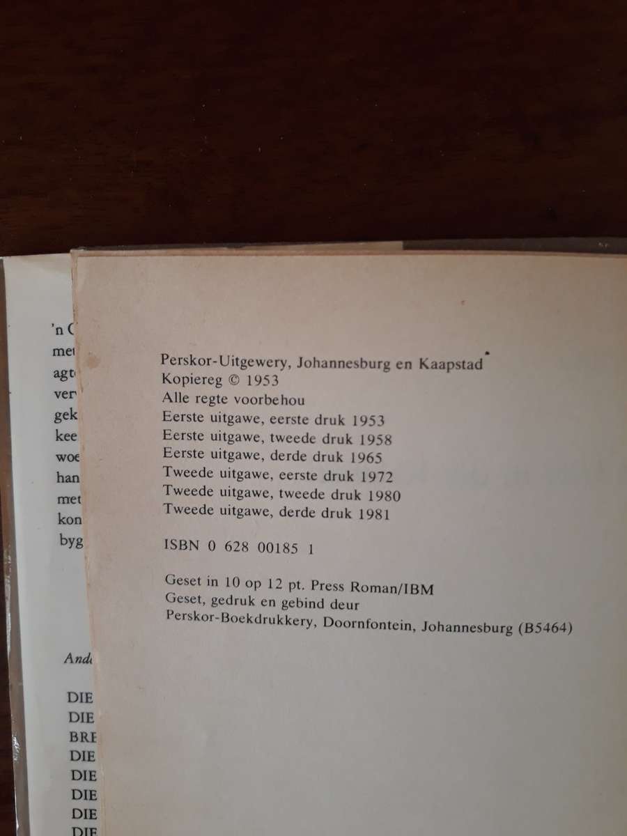 3 x Die Uile Books (Cor Dirks)