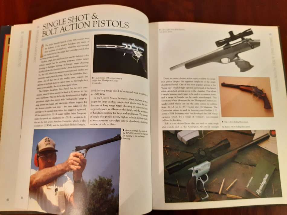 Modern Handguns  Robert Adam