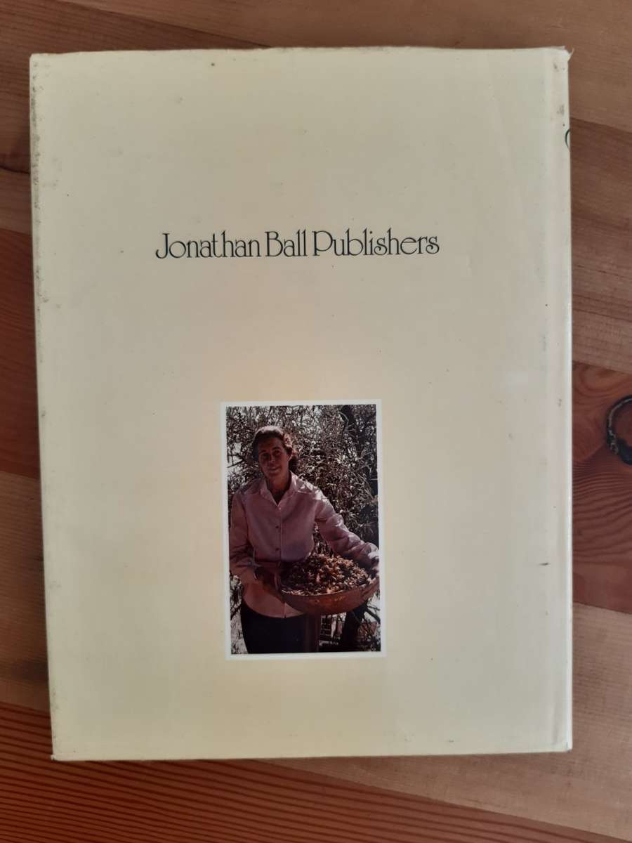 Margaret Roberts' Book of Herbs. The medicinal and culinary uses of herbs in South Africa