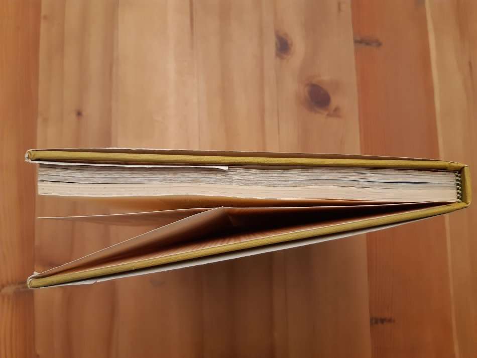 *SIGNED* Funa Food from Africa - Roots of traditional African food culture