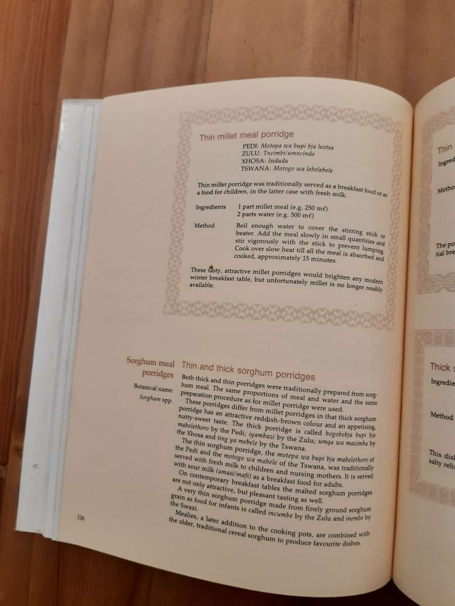 *SIGNED* Funa Food from Africa - Roots of traditional African food culture