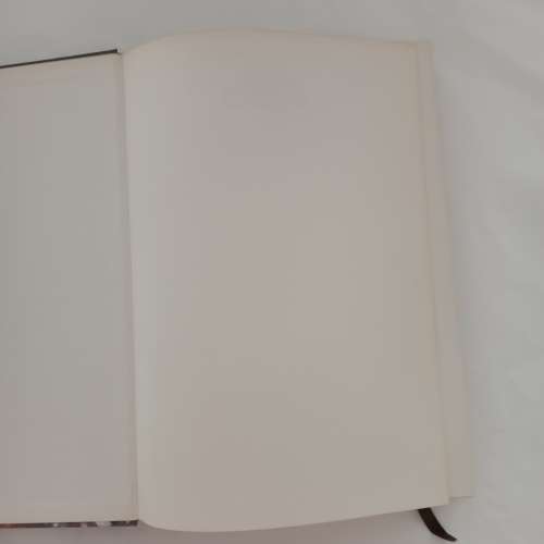 Burgess` Cowries of the world - C. M Burgess