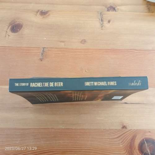 CLEARANCE! The Story of Racheltjie De Beer - Brett Michael Innes