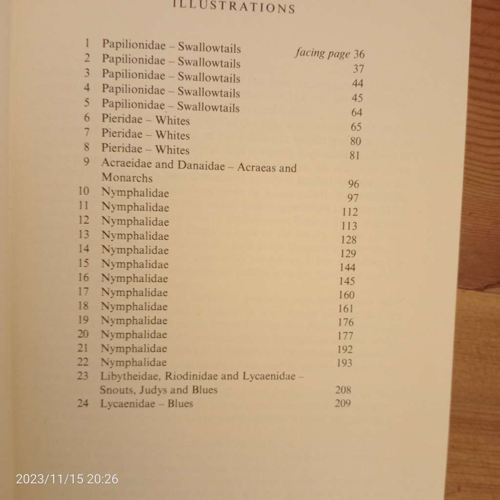 CLEARANCE! A Field Guide to the Butterflies of Africa - John George Williams