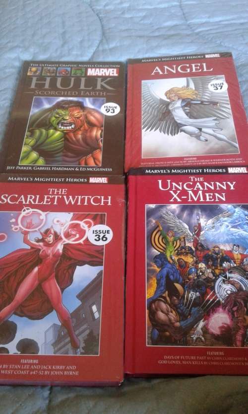 4 X MARVEL HARDCOVER COMICS (BID PER COMIC TO TAKE ALL 4)