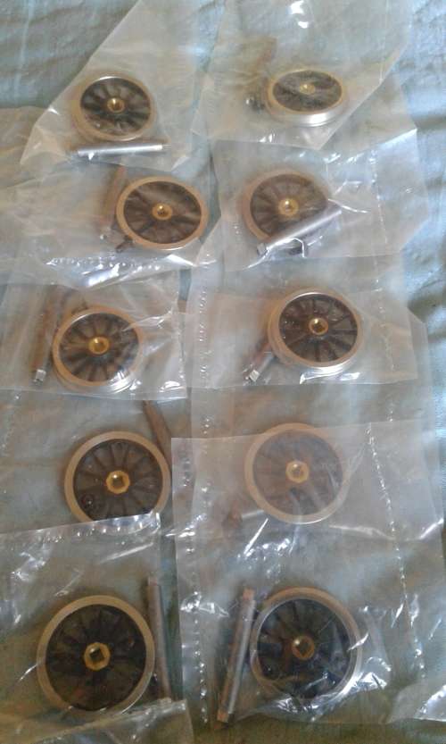 10 X METAL LOCOMOTIVE WHEELS (SEE DESCRIPTION)-ONE BID