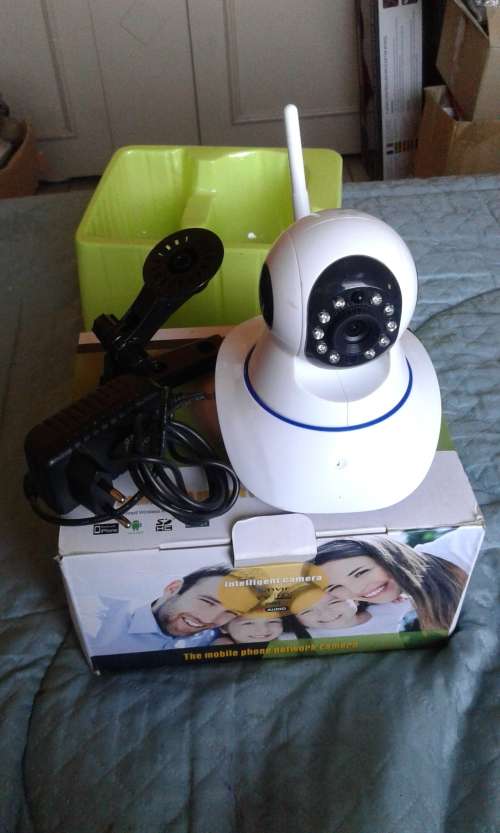 MEGAPIXRL WIRED/WIRELESS IP WI-FI NETWORK CAMERA_SEE DESCRIPTION