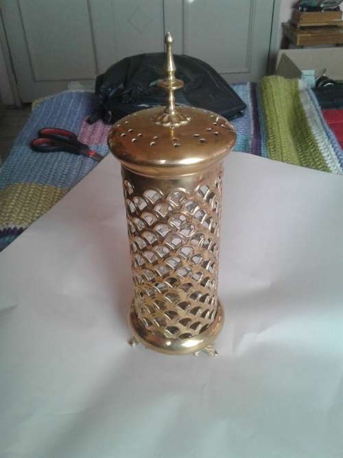 LOVELY BRASS CANDLEHOLDER