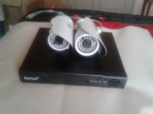 4 CHANNEL DVR INCL. 2 COLOR CAMERA &POWER SUPPLY