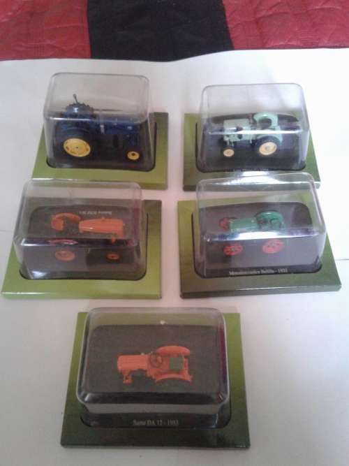 5 X METAL MODEL TRACTORS (TO CHOSE OR TAKE ALL )-SEE DESCRIPTION