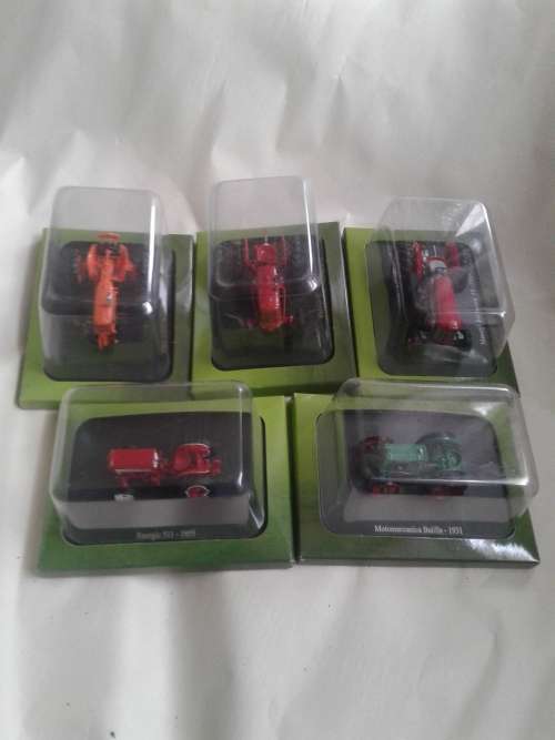 5 X METAL MODEL TRACTORS (TO CHOSE OR TAKE ALL )-SEE DESCRIPTION