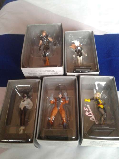 5 X MARVEL FIGURES (TO CHOSE OR TAKE ALL )