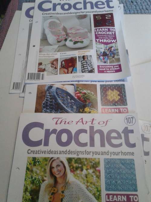 20 X DIFFERENT MAGAZINES (THE ART OF CROCHET)ONE BID