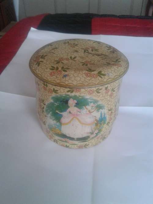 LOVELY VINTAGE METAL STORAGE CONTAINER