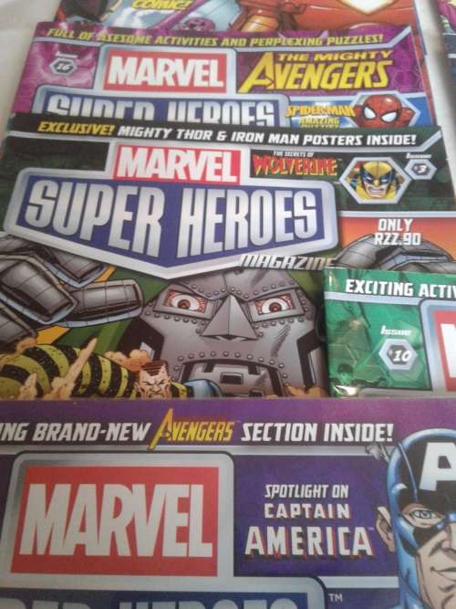 10 X DIFFERENT ISSUES OF MARVEL SUPERHEROES  MAGAZINES,ONE BID