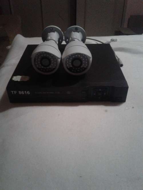 16 CHANNELS FULL HD AHD DVR INCL POWER SUPPLY, REMOTE AND MOUSE WITH TWO 3MP AHD CAMERAS