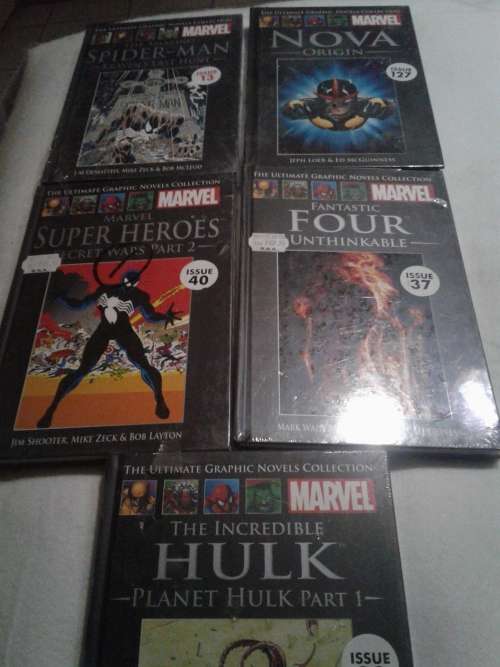 5 X THE ULTIMATE GRAPHIC MARVEL HARDCOVER COMICS  (TO CHOSE OR TAKE ALL )