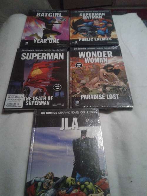 5 X D.C. HARDCOVER COMICS, TO CHOSE OR TAKE ALL