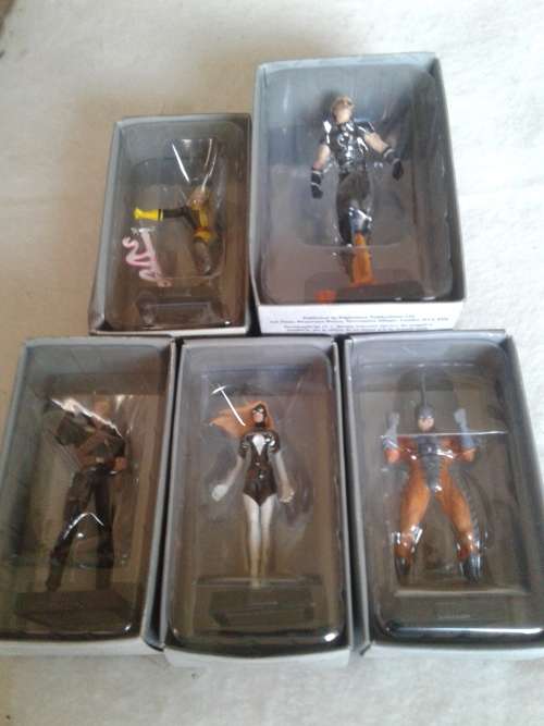 5 X MARVEL LEAD FIGURES,ONE BID