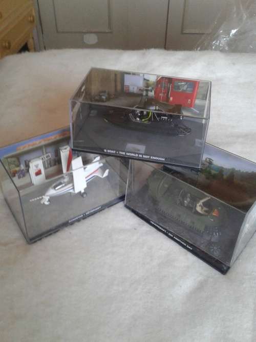 3 X HIGHLY DETAILED JAMES BOND DIE CAST TRANSPORTS  (AS DRIVEN IN HIS MOVIES )ONE BID FOR ALL