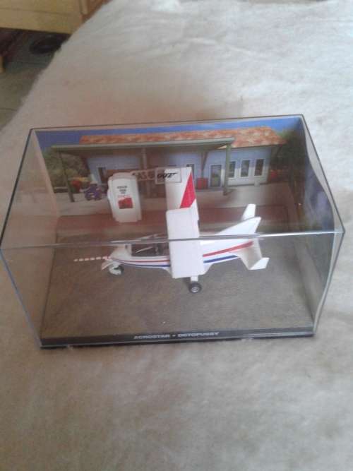 3 X HIGHLY DETAILED JAMES BOND METAL TRANSPORTS (AS DRIVEN IN HIS MOVIES )ONE BID TAKES ALL