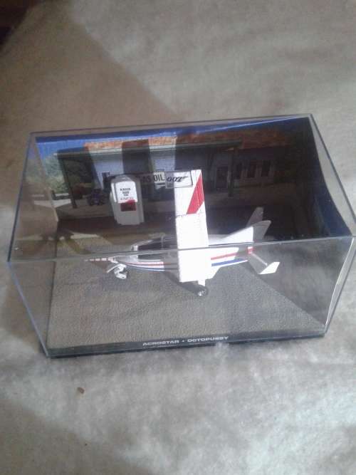 3 X HIGHLY DETAILED JAMES BOND METAL TRANSPORTS  (AS DRIVEN IN HIS MOVIES )ONE BID