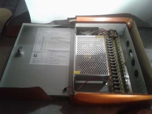 12 VDC,18 OUTPUT SWITCH MODE CCTV POWER SUPPLY