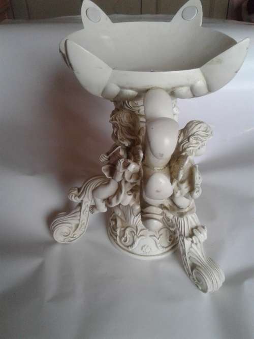 LOVELY FOUR SIDED ANGELS ON HANDLES WITH CRACKLE FRUIT GLASS
