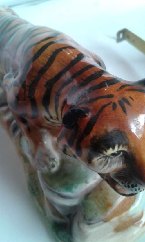 ADDERLY BONE CHINA FLORAL &FIGURINE (STAFFORDSHIRE,ENGLAND)TIGER