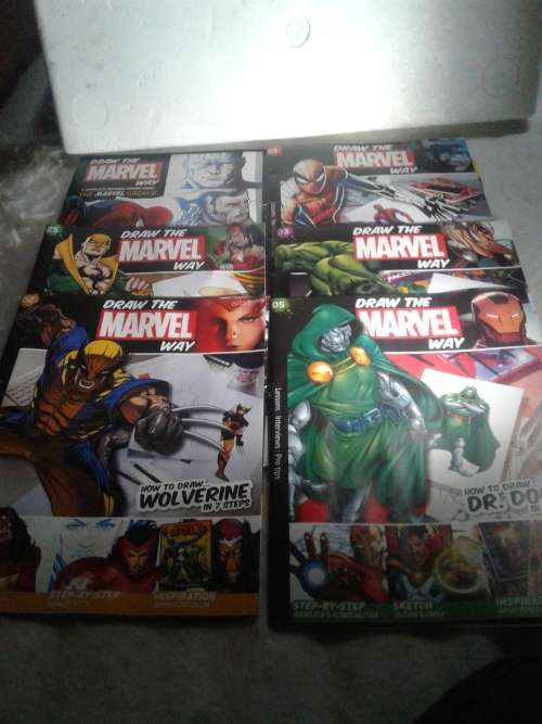 17mPIECES OF DRAW THE MARVEL WAY,INCL.MAGAZINES,FILE, ,STENCIL,PAINT AND PENS_ONE BID