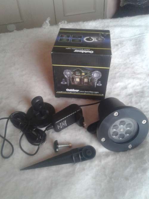 LAWN SNOWFLAKE LIGHT (ANIMATED MOVING STARTS,AUTO MODE,CELEBRATIONS ETC...)