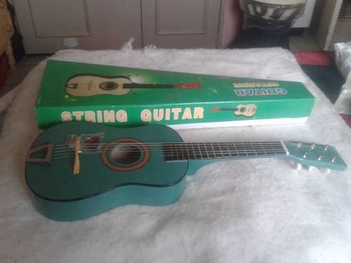 STRING GUITAR
