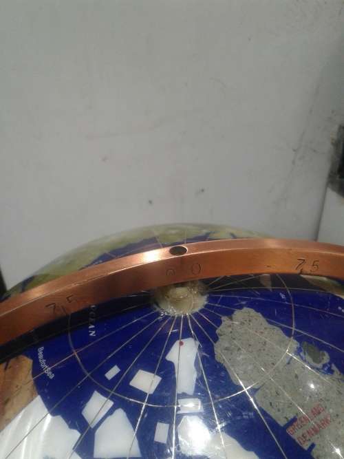 COLLECTORS WORLD GLOBE,LARGE (50 CM IN HEIGHT  AND 1,4 M IN DIAMETER )