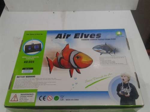 AIR ELVIS REMOTE CONTROLLED FLYING CLOWN FISH