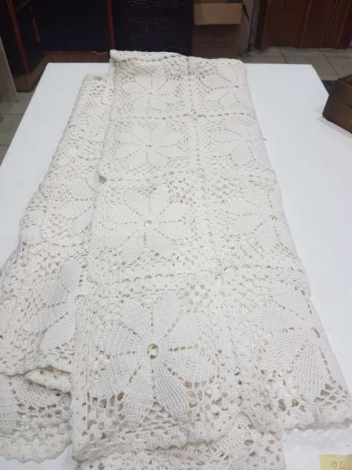 VINTAGE CROCHET TABLECLOTH(2,3 x 1,3M)