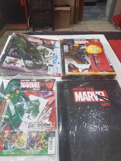 17 PIECE OF DRAW THE MARVEL WAY (INCL.PENS.MAGAZINES.FILE STENCIL ETC..)ONE BID