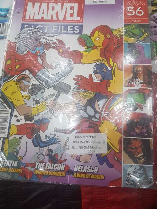 10 X ALL SORTS MARVELS FACT FILES AND SUPERHEROES..ONE BID