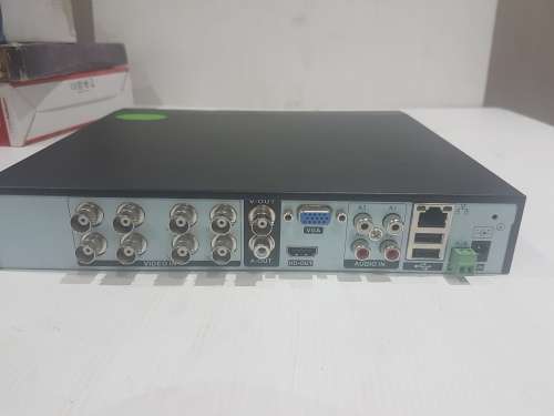 8 CHANNELS AHD DVR INCL.REMOTE AND MOUSE